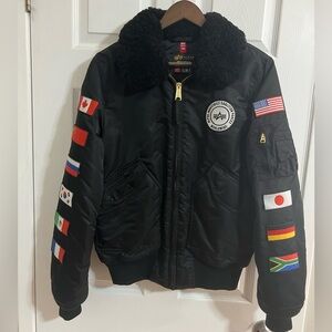 Bomber Jacket Alpha Industries World Tour 
Real wool collar